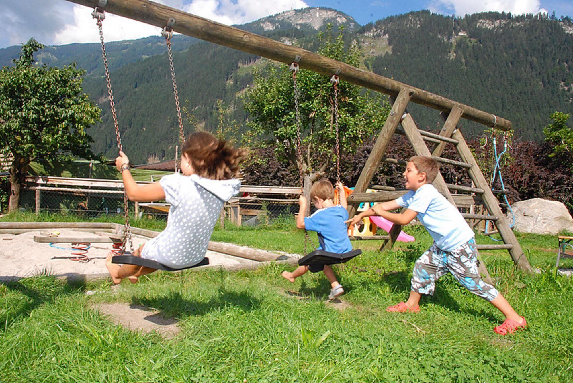 Alpenchalet Bruecke Mayrhofen Exterior foto